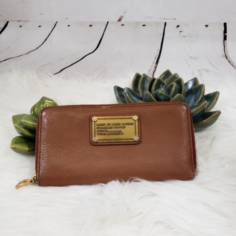 Marc by Marc Jacobs Workwear Camel Leather Wallet